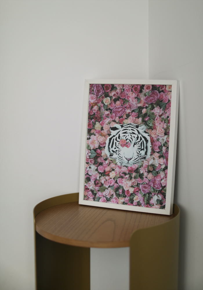 White Tiger Around Pink Roses Poster INSTANT DOWNLOAD Art Print, Glam Decor, Luxury Fashion Poster, White Tiger Poster, Pink Aesthetic Posters - AlloFlare