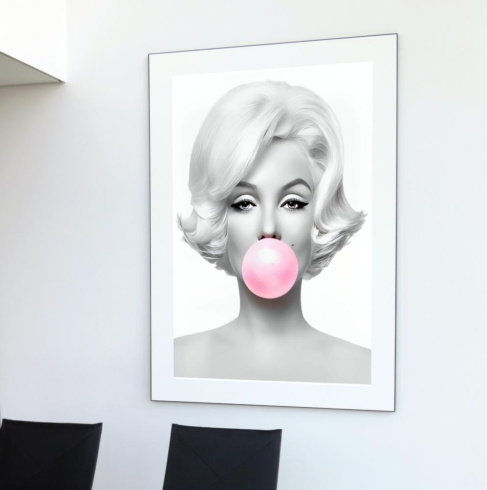 Marilyn Monroe Pink Bubble Gum Wall Art PRINTABLE WALL ART, Fashion Posters, Black and White Prints, Glam Wall Art, Hypebeast - AlloFlare