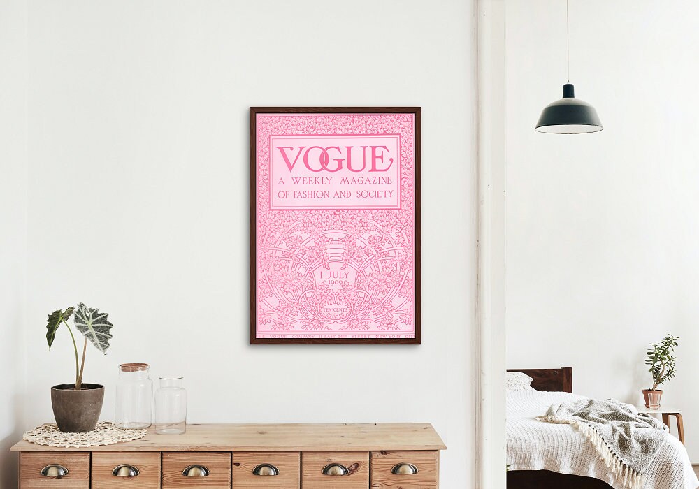 Vogue Luxury Fashion Poster PRINTABLE, Vintage Magazine Art Cover, Vogue Poster, Luxury Fashion Wall Art, Retro Magazine Posters, Pink