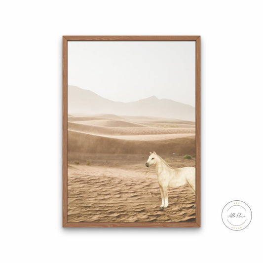 Horse in the Desert DIGITAL PRINT, Arizona Wall Art, American Rustic Country Art, Ranch Cowboy Decor, country style, Country Animal Print