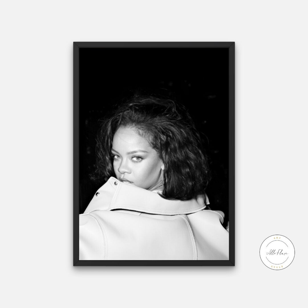 Black and White Rihanna Poster INSTANT DOWNLOAD, Hypebeast, Urban Hip hop lifestyle, pop culture poster, 90s pop art girls, fashion wall art