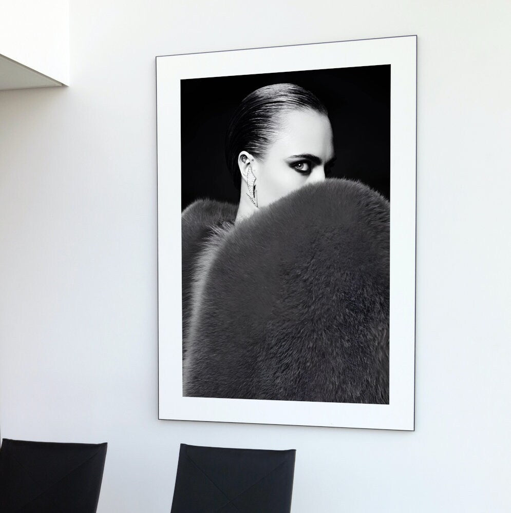 Black and White Black Swan Print INSTANT DOWNLOAD, indie room décor, Fashion Photography, Fashion Wall Décor, High-Profile Supermodel, Cara